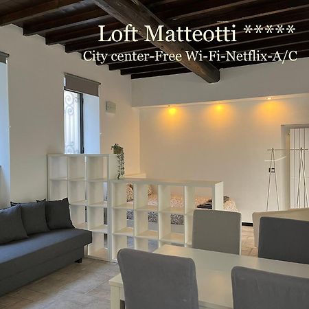 Loft Matteotti - Studio In Centro Busto Arsizio Exterior foto