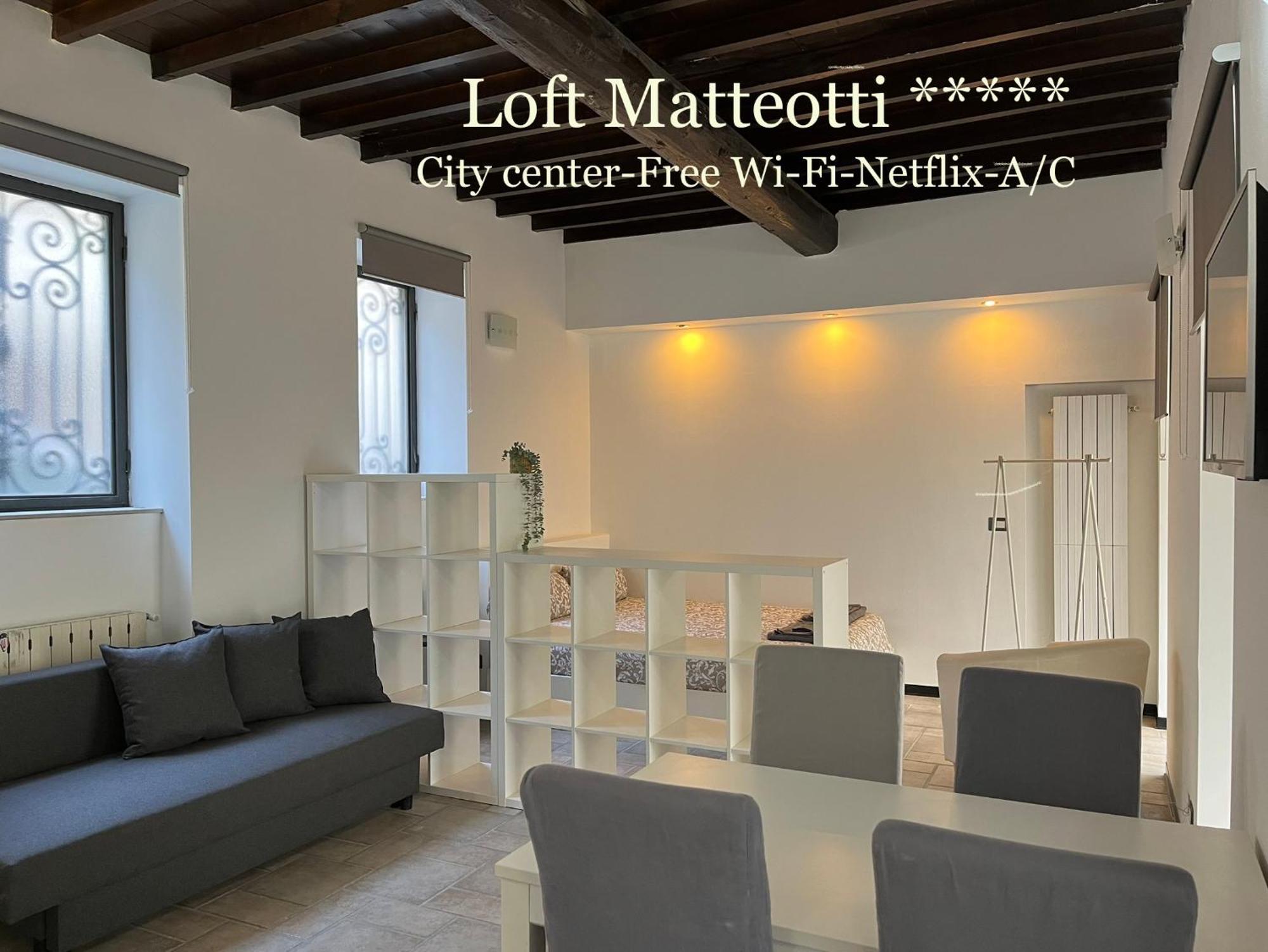 Loft Matteotti - Studio In Centro Busto Arsizio Exterior foto